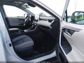 2022 Toyota RAV4 — photo 5 of 17 | VIN 2T3W1RFV9NC211247