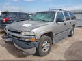 Photo 2 of 16 — 2001 Chevrolet Suburban 1500