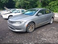 2015 Chrysler 200 — photo 2 of 12 | VIN 1C3CCCCB8FN643523