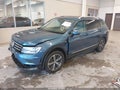 2019 Volkswagen Tiguan — photo 2 of 16 | VIN 3VV3B7AX5KM006390