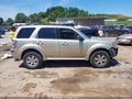 2010 Mercury Mariner — photo 14 of 18 | VIN 4M2CN8B77AKJ16495