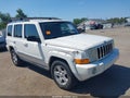 2006 Jeep Commander — photo 1 of 16 | VIN 1J8HG58N26C127747