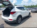 2018 Hyundai Santa Fe — photo 4 of 17 | VIN 5NMZU3LB0JH084364