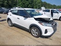 2023 Nissan Kicks — photo 1 of 13 | VIN 3N1CP5BVXPL573776