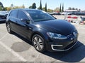 2019 Volkswagen e-Golf — photo 1 of 16 | VIN WVWKR7AU5KW909277