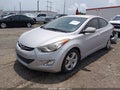 2013 Hyundai Elantra — photo 2 of 12 | VIN 5NPDH4AE3DH427614