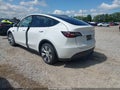 2021 Tesla Model Y — photo 3 of 15 | VIN 5YJYGDEE7MF199663