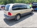 1999 Dodge Grand Caravan — photo 4 of 16 | VIN 1B4GP54L5XB897341