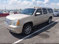 2007 GMC Yukon XL — photo 2 of 11 | VIN 1GKFK66887J391105
