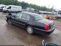 2009 Lincoln Town Car — photo 3 of 16 | VIN 2LNHM82V39X621273