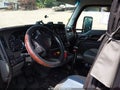2018 Kenworth T680 — photo 7 of 16 | VIN 1XKYD49X1JJ197680