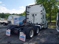 2015 Freightliner Cascadia 125 — photo 4 of 15 | VIN 3AKJGLBG1FSGB2433