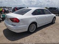 2017 Volkswagen Passat — photo 4 of 17 | VIN 1VWBT7A38HC024846