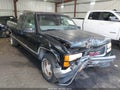 1998 GMC Sierra 1500 — photo 1 of 16 | VIN 2GTEC19R2W1530861