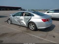 2017 Chevrolet Malibu — photo 3 of 18 | VIN 1G1ZB5ST9HF232488