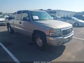 2004 GMC Sierra 1500 — photo 1 of 11 | VIN 2GTEK19T441130862