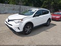 2017 Toyota RAV4 — photo 2 of 16 | VIN 2T3BFREV2HW633235