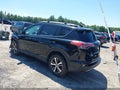 2018 Toyota RAV4 — photo 3 of 20 | VIN 2T3RFREV8JW778400