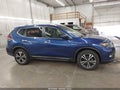 2018 Nissan Rogue — photo 13 of 16 | VIN 5N1AT2MV7JC799669