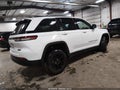 2024 Jeep Grand Cherokee — photo 4 of 19 | VIN 1C4RJHAG0R8605679