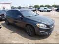 2016 Volvo V60 — photo 1 of 17 | VIN YV140MEK8G1318109