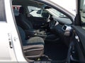 2016 Kia Sorento — photo 5 of 16 | VIN 5XYPGDA39GG122919