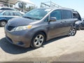 2013 Toyota Sienna — photo 2 of 16 | VIN 5TDKK3DC6DS314165