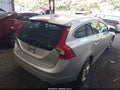2015 Volvo V60 — photo 4 of 16 | VIN YV140MEK7F1260900