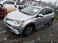 2016 Toyota RAV4 — photo 2 of 17 | VIN 2T3RFREV4GW455521