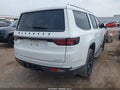 2022 Jeep Wagoneer — photo 4 of 18 | VIN 1C4SJVDT2NS107408