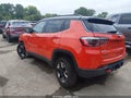 2017 Jeep Compass — photo 3 of 18 | VIN 3C4NJDDB7HT628965