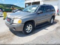 2005 GMC Envoy — photo 2 of 16 | VIN 1GKDT13S952214366