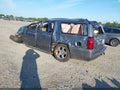 2018 Chevrolet Suburban — photo 3 of 15 | VIN 1GNSKJKC9JR376782