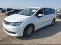 2018 Chrysler Pacifica — photo 2 of 16 | VIN 2C4RC1CG0JR100779
