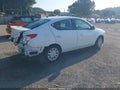 2017 Nissan Versa — photo 4 of 17 | VIN 3N1CN7AP5HL843857