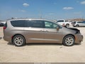 2018 Chrysler Pacifica — photo 13 of 16 | VIN 2C4RC1FG9JR103479