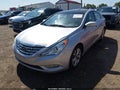 2012 Hyundai Sonata — photo 2 of 17 | VIN 5NPEC4AC1CH448204