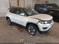 2019 Jeep Compass — photo 1 of 17 | VIN 3C4NJDCB3KT842988