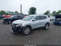 2016 Nissan Rogue — photo 2 of 16 | VIN KNMAT2MV6GP710101