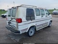 1994 Dodge Ram Van — photo 4 of 12 | VIN 2B6HB21X8RK129835