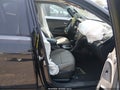 2015 Hyundai Santa Fe — photo 5 of 17 | VIN 5XYZU3LB5FG243784
