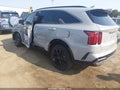 2022 Kia Sorento — photo 3 of 16 | VIN 5XYRK4LF7NG101823