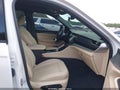 2025 Jeep Grand Cherokee — photo 5 of 16 | VIN 1C4RJGBG5SC322867