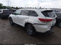 2019 Toyota Highlander — photo 3 of 19 | VIN 5TDJZRFH9KS627503