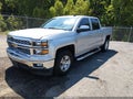 2015 Chevrolet Silverado 1500 — photo 2 of 21 | VIN 3GCPCREC0FG153589