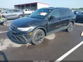 2022 Volkswagen Tiguan — photo 2 of 16 | VIN 3VV2B7AX8NM040100