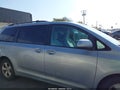 2012 Toyota Sienna — photo 13 of 17 | VIN 5TDKK3DC6CS185066