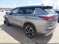 2023 Mitsubishi Outlander — photo 3 of 16 | VIN JA4J3UA8XPZ043350