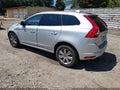 2016 Volvo XC60 — photo 3 of 17 | VIN YV4902RM8G2794587