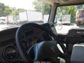 2009 Kenworth Construction — photo 7 of 15 | VIN 3BKHHM5H09F246729